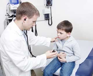 ребенок на приеме у врача